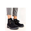 black / 36