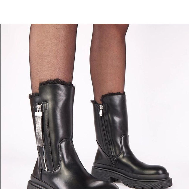 Boots model 221360- Très Elite- Très Elite