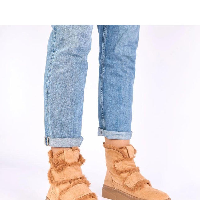 Boots model 221637 - Très Elite