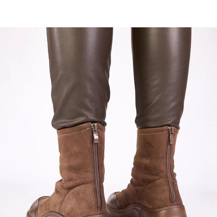 Boots model 221671 - Très Elite