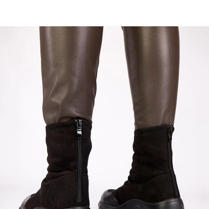 Boots model 221671 - Très Elite