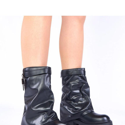 Boots model 222027 - Très Elite