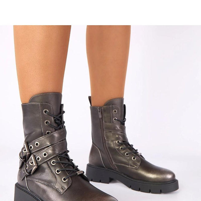 Boots model 222350 - Très Elite