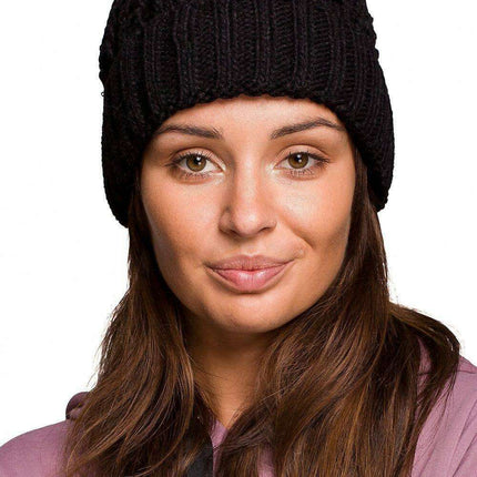 Braided Plait Beanie with Stylish Ribbed Trim - Très Elite