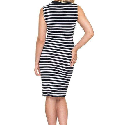 Breastfeeding-Friendly Sleeveless Daydress with Peekaboo Design - Très Elite