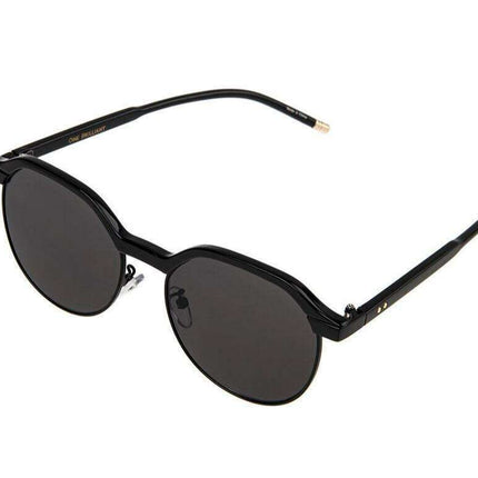Brilliance Boost Sunglasses - Aubrey-OB211-Black: Fashionable Shades with UV Protection - Très Elite