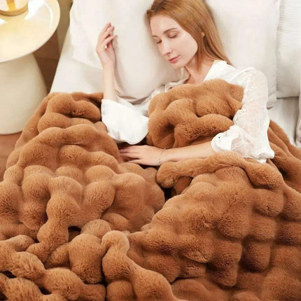 Brown Faux Rabbit Fur Cozy Throw Blanket - Luxuriously Soft 60'' X 80'' Plush Blanket - Très Elite