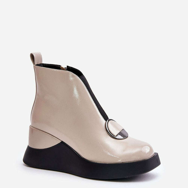 Buskin boots model 201014