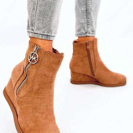 Buskin boots model 201390 - Très Elite