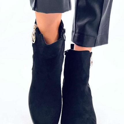 Buskin boots model 201392 - Très Elite