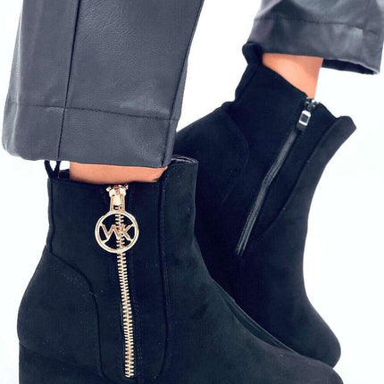Buskin boots model 201392 - Très Elite
