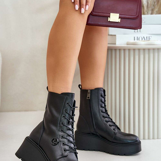 Buskin boots model 201526