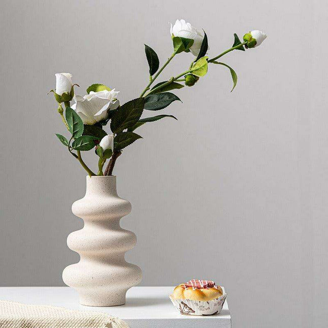 Sophisticated Frosted White Porcelain Floral Vase - Exquisite Home Decor for Elegant Living