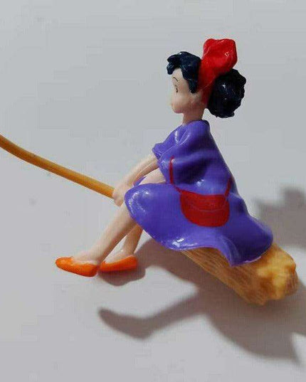 Aquatic Harmony: Chinese-Inspired Resin Sculpture for Enchanting Aquariums