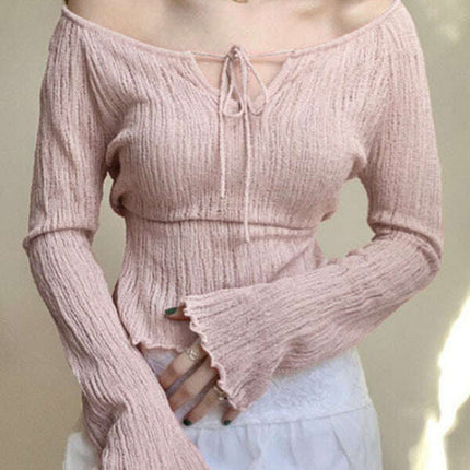 Casual Ribbed Knit Top with Ruffled Hem - Très Elite