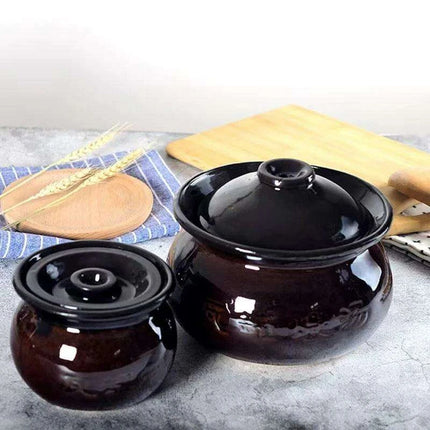 Ceramic Stoneware Soup Pot with Lid: Essential for Culinary Enthusiasts - Très Elite