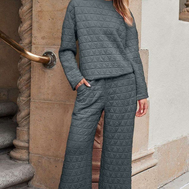 Charcoal Quilted Casual Set: Pullover & Trousers Combo