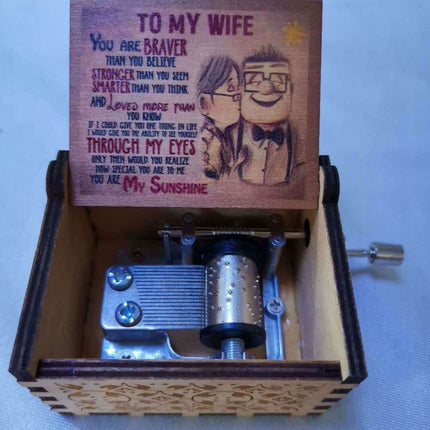 Charming Antique-Inspired Wooden Music Box - A Melody of Timeless Beauty - Très Elite