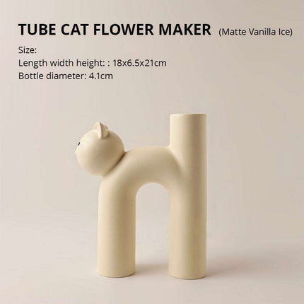 Charming Artisan Cat Vase - Elevate Your Home Decor with Elegance