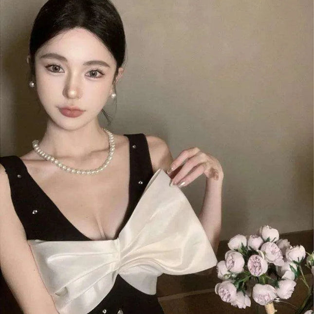 Charming Backless Vintage Bow Mini Dress with Glittering Accents for Women