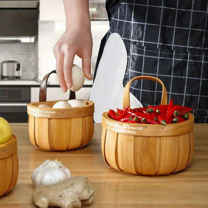 Charming Bamboo Wall-Mounted Basket for Scallions, Ginger, and Garlic Storage - Très Elite