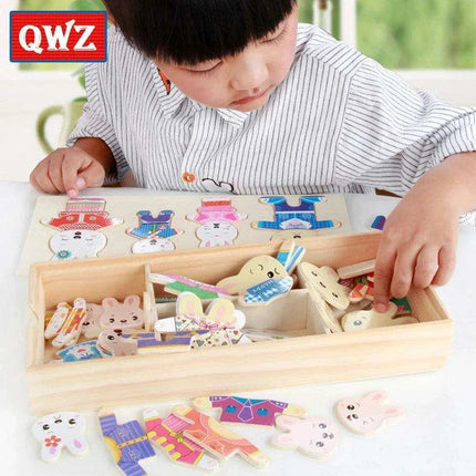 Charming Bear Adventure Dress-Up Wooden Puzzle Set - Très Elite