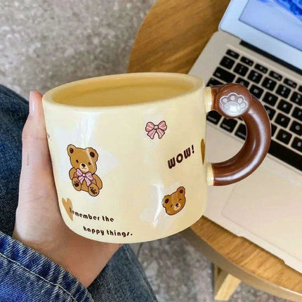 Charming Bear Ceramic Mug Set with Lid and Spoon - 450ml for Enhanced Beverage Enjoyment - Très Elite