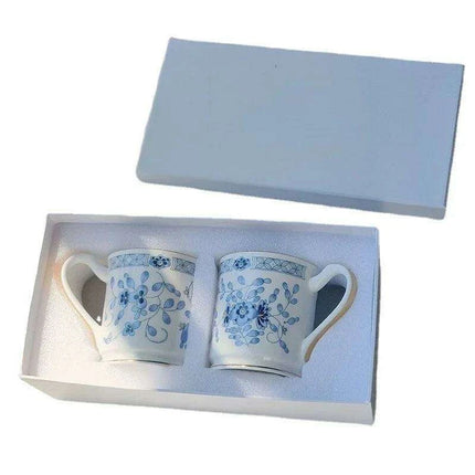 Charming Blue and White Japanese Porcelain Tea and Coffee Set - Très Elite