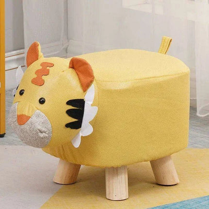 Charming Cartoon Animal Wooden Stool for Kids - Fun and Portable Shoe Changing Seat - Très Elite