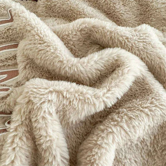 Charming Cartoon Bear Velvet Fleece Bedding Set for Kids - Duvet Cover, Sheet & Pillowcase in Various Sizes