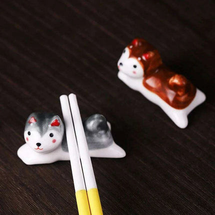 Charming Cat-Inspired Ceramic Chopstick Holder for Elegant Dining - Très Elite