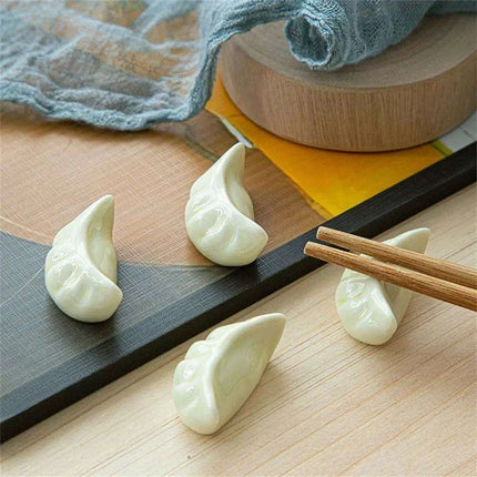 Charming Ceramic Dumpling Chopsticks Holder Set for Elegant Japanese Dining - Très Elite
