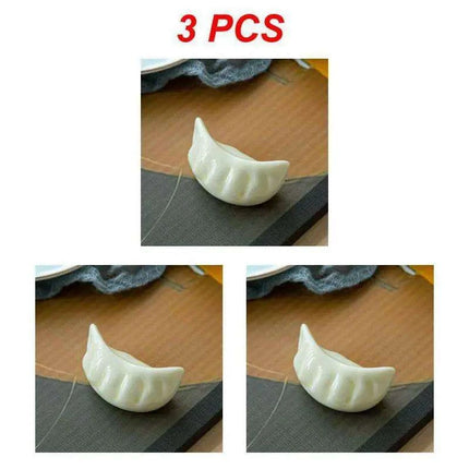 Charming Ceramic Dumpling Chopsticks Holder Set for Elegant Japanese Dining - Très Elite