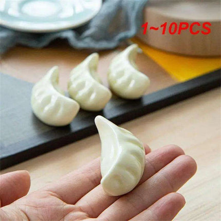Charming Ceramic Dumpling Chopsticks Holder Set for Elegant Japanese Dining - Très Elite