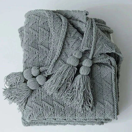 Charming Chenille Knit Throw Blanket with Delightful Pompoms - Cozy Elegance for Your Living Space..