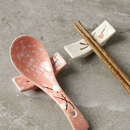 Charming Eco-Conscious Snowflake Ceramic Chopstick Holder - Enhance Your Dining Experience with Japanese Elegance - Très Elite