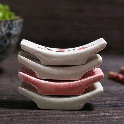 Charming Eco-Conscious Snowflake Ceramic Chopstick Holder - Enhance Your Dining Experience with Japanese Elegance - Très Elite