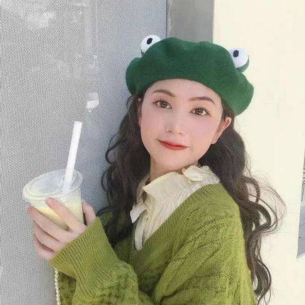 Charming Handcrafted Pumpkin Wool Beret with Leaf Embellishments for Fall and Winter Fashion - Très Elite