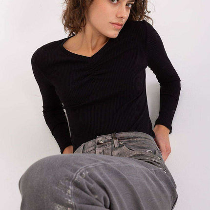 Charming Heart-Cut Cotton Top for Effortless Style - Très Elite