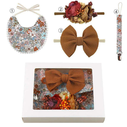 Charming Holiday Floral Baby Bib Set with Pacifier Clip - Perfect Christmas Gift - Très Elite