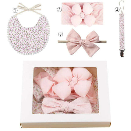Charming Holiday Floral Baby Bib Set with Pacifier Clip - Perfect Christmas Gift - Très Elite