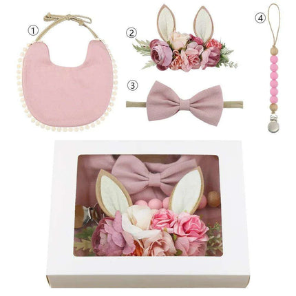 Charming Holiday Floral Baby Bib Set with Pacifier Clip - Perfect Christmas Gift - Très Elite
