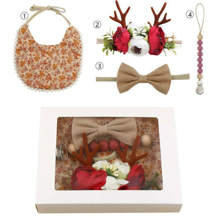 Charming Holiday Floral Baby Bib Set with Pacifier Clip - Perfect Christmas Gift - Très Elite