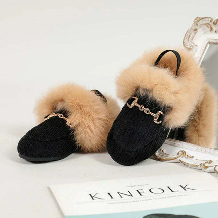 Charming Kids Black Fur Slip-On Slippers - Cozy Outdoor Slides for Boys and Girls - Très Elite