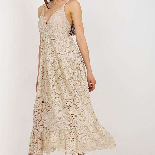 Charming Lace Daydress with Sweetheart Neckline - Embrace Elegance and Style