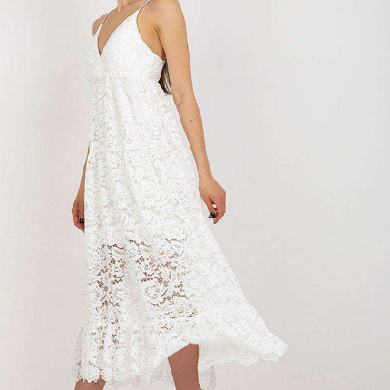 Charming Lace Daydress with Sweetheart Neckline - Embrace Elegance and Style - Très Elite