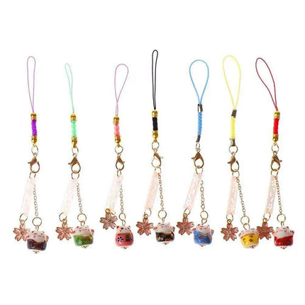 Charming Maneki Neko Keychain - Cute Japanese Lucky Cat Phone Charm for Thoughtful Gifts and Couples - Très Elite