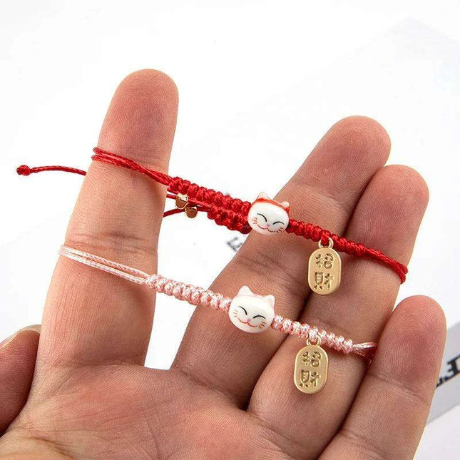 Charming Maneki Neko Luck Bracelet - A Joyful Gift for Women and Girls