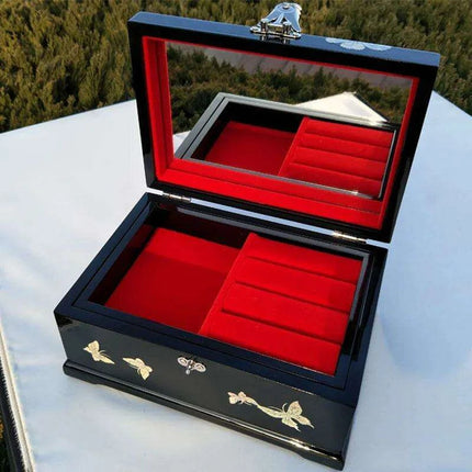 Charming Musical Jewelry Box with Pearl Inlays and Floral Elegance - Très Elite