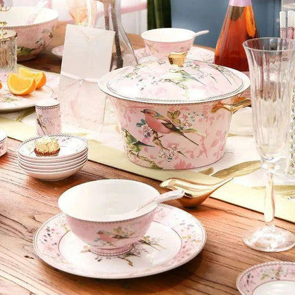 Charming Pink Bone Porcelain Dining Set: 30-Piece Complete Tableware Collection with Bowls, Plates, and Chopsticks - Très Elite